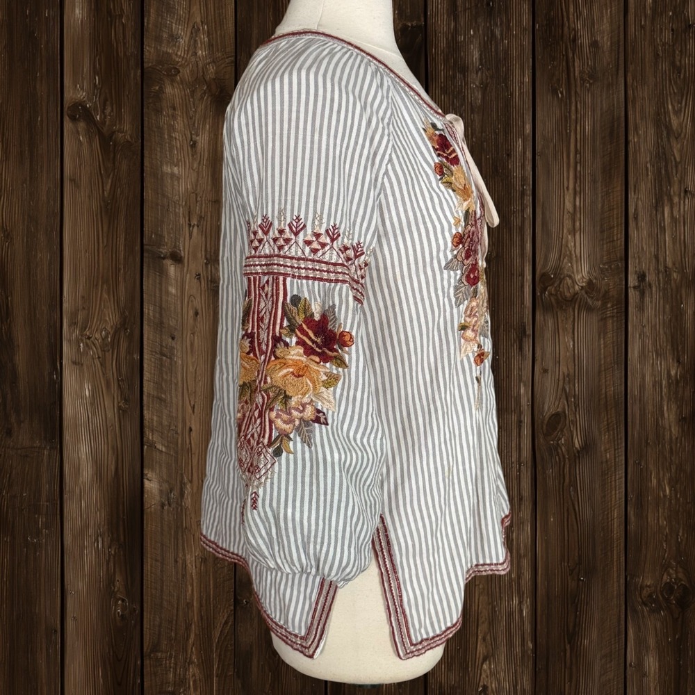 Johnny Was Embroidered Artemis Peasant Top Sz S 42" Bust Striped Art to Wear - Picture 7 of 12